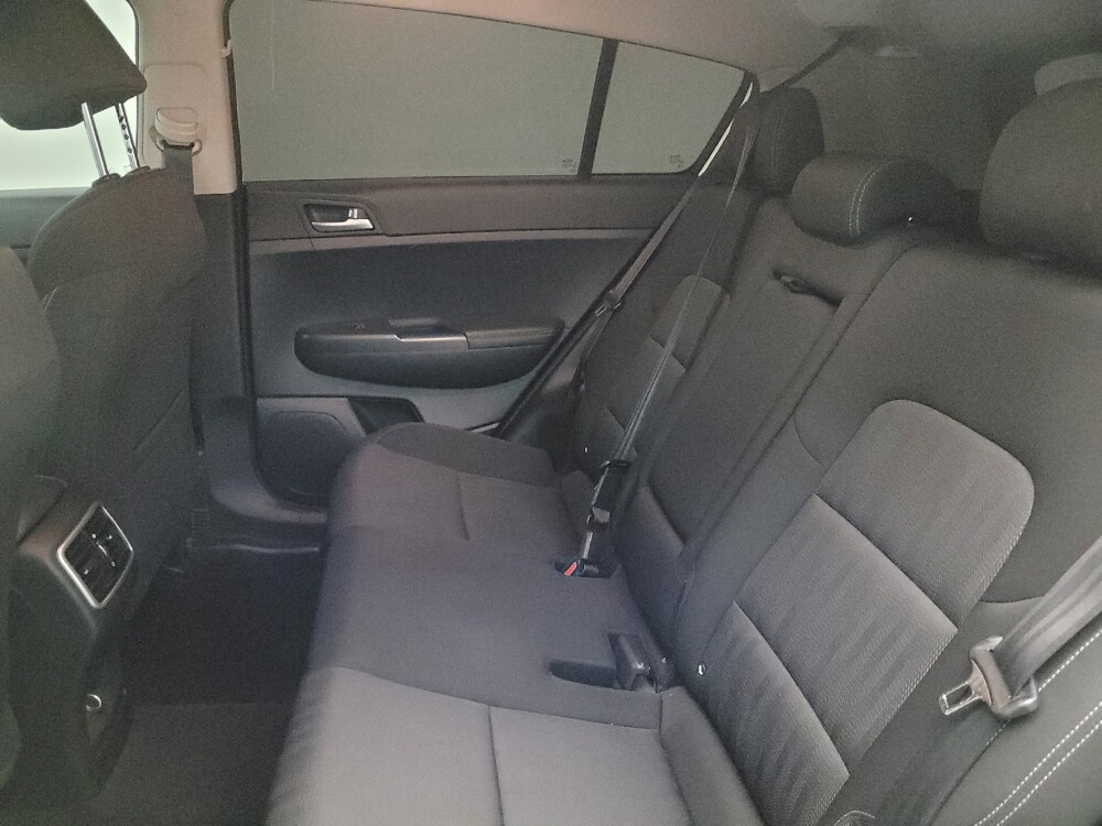 2022 Kia Sportage in Glendale, AZ 85301 - 18101610 18