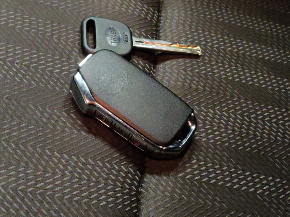 2022 Kia Sportage in Glendale, AZ 85301 - 18101610 32