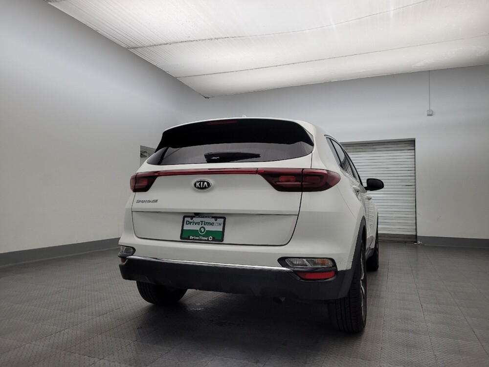 2022 Kia Sportage in Glendale, AZ 85301 - 18101610 7