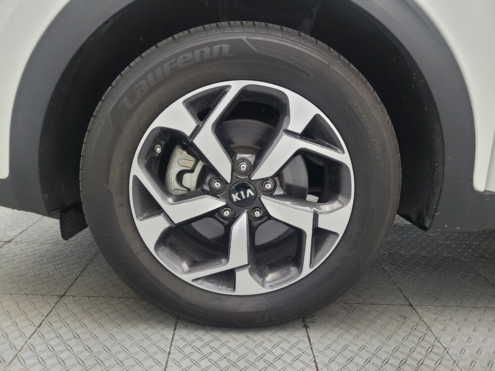 2022 Kia Sportage in Glendale, AZ 85301 - 18101610 31