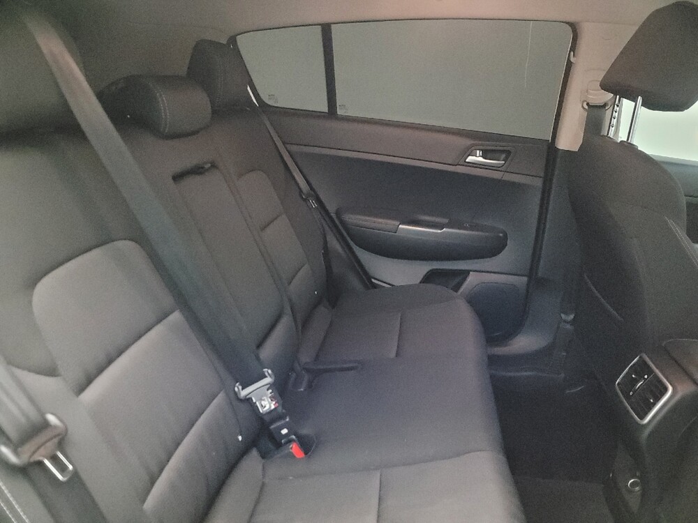 2022 Kia Sportage in Glendale, AZ 85301 - 18101610 19