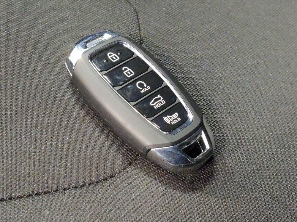 2021 Hyundai Elantra in Mesa, AZ 85210 - 18101613 32