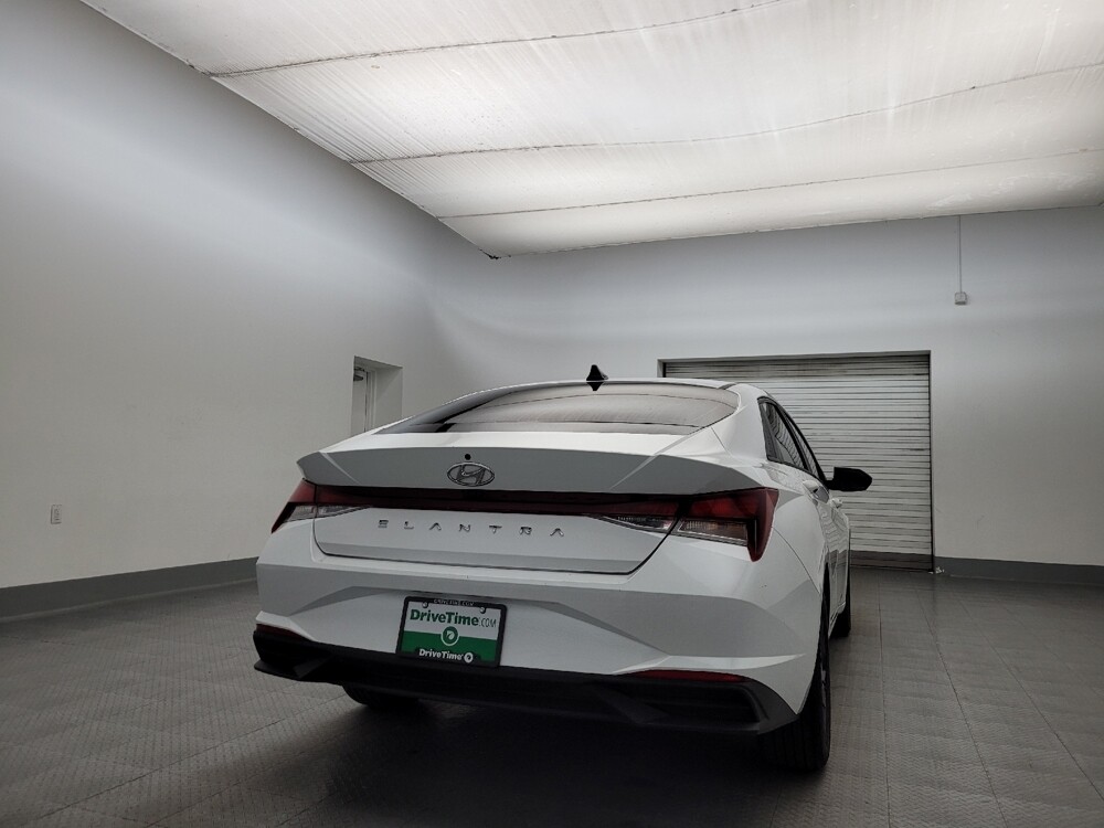 2021 Hyundai Elantra in Mesa, AZ 85210 - 18101613 7