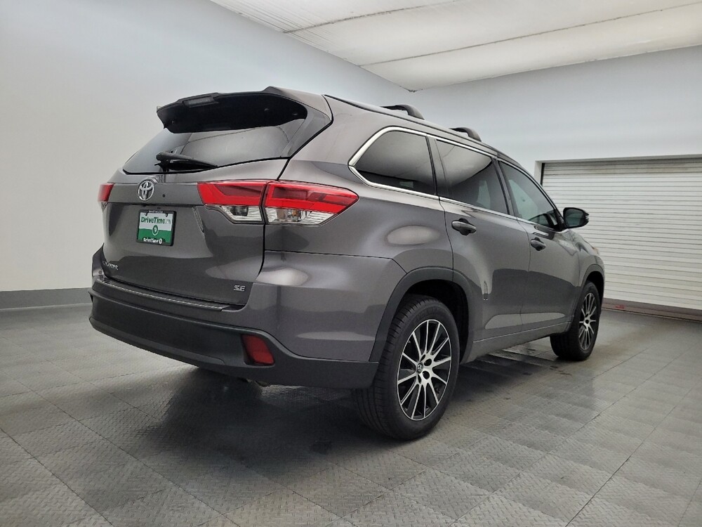 2018 Toyota Highlander in Mesa, AZ 85210 - 18101615 9
