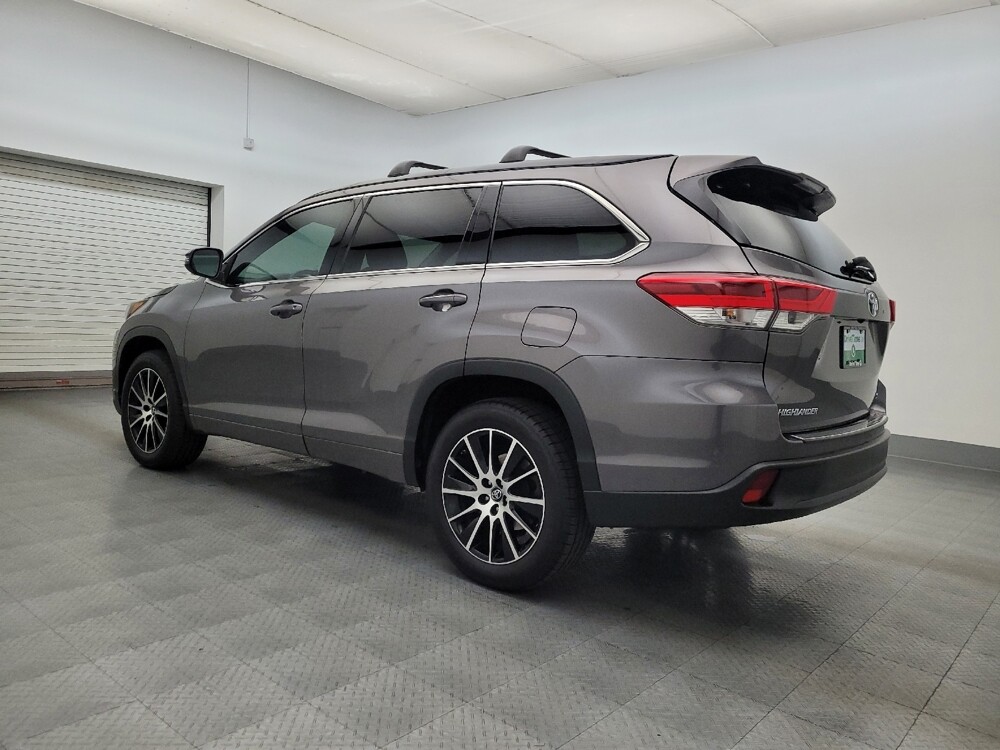 2018 Toyota Highlander in Mesa, AZ 85210 - 18101615 3