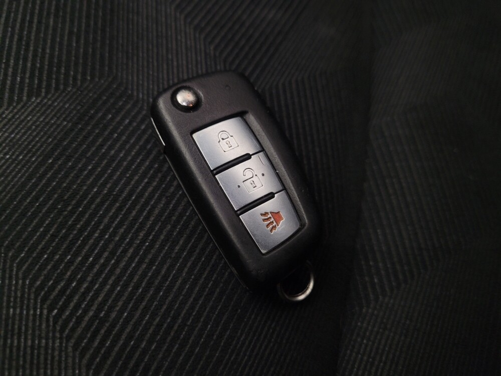 2016 Nissan Rogue in Mesa, AZ 85210 - 18101616 32