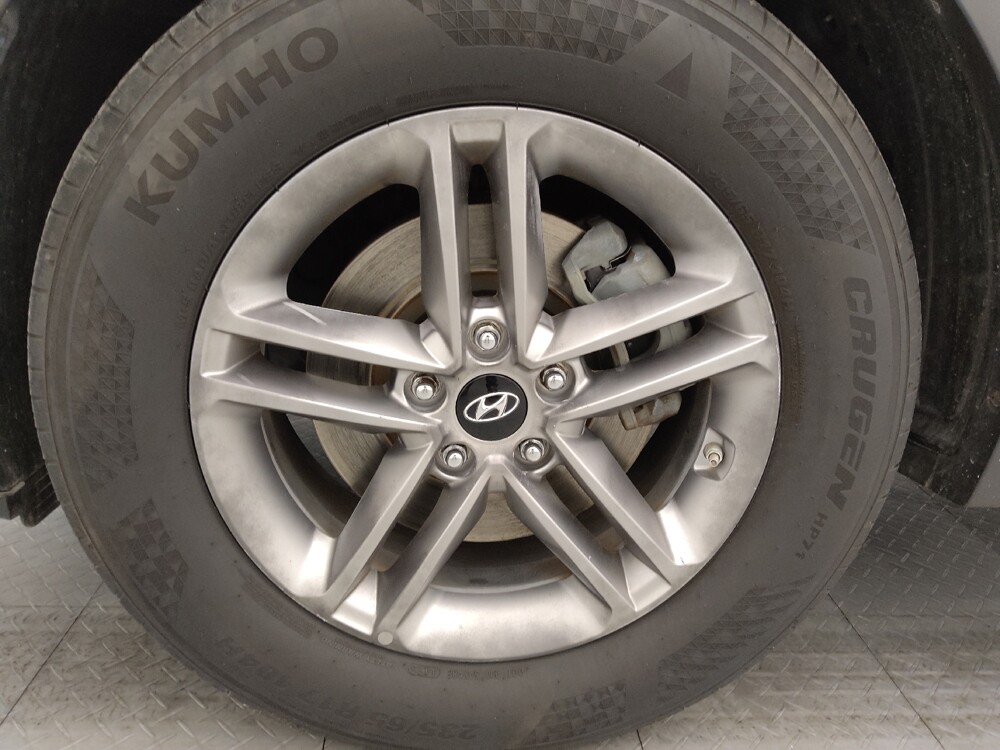 2018 Hyundai Santa Fe in Macon, GA 31210 - 18101624 31