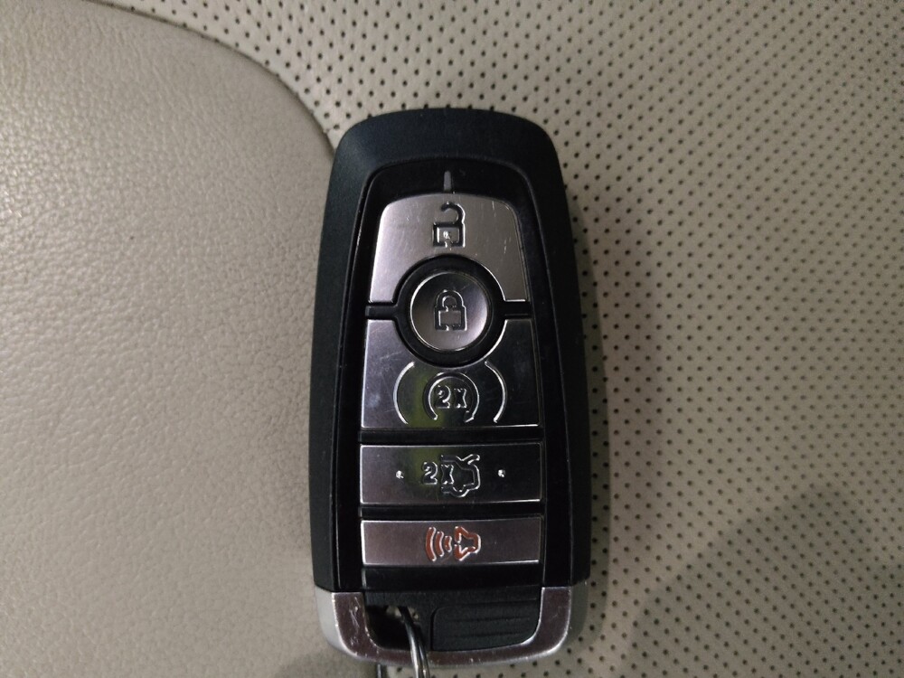 2017 Ford Edge in Bradenton, FL 34207 - 18101627 32