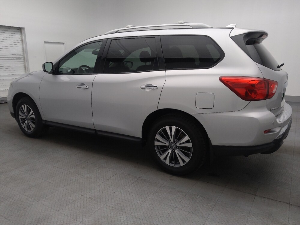2020 Nissan Pathfinder in Gainesville, FL 32609 - 18101635 3