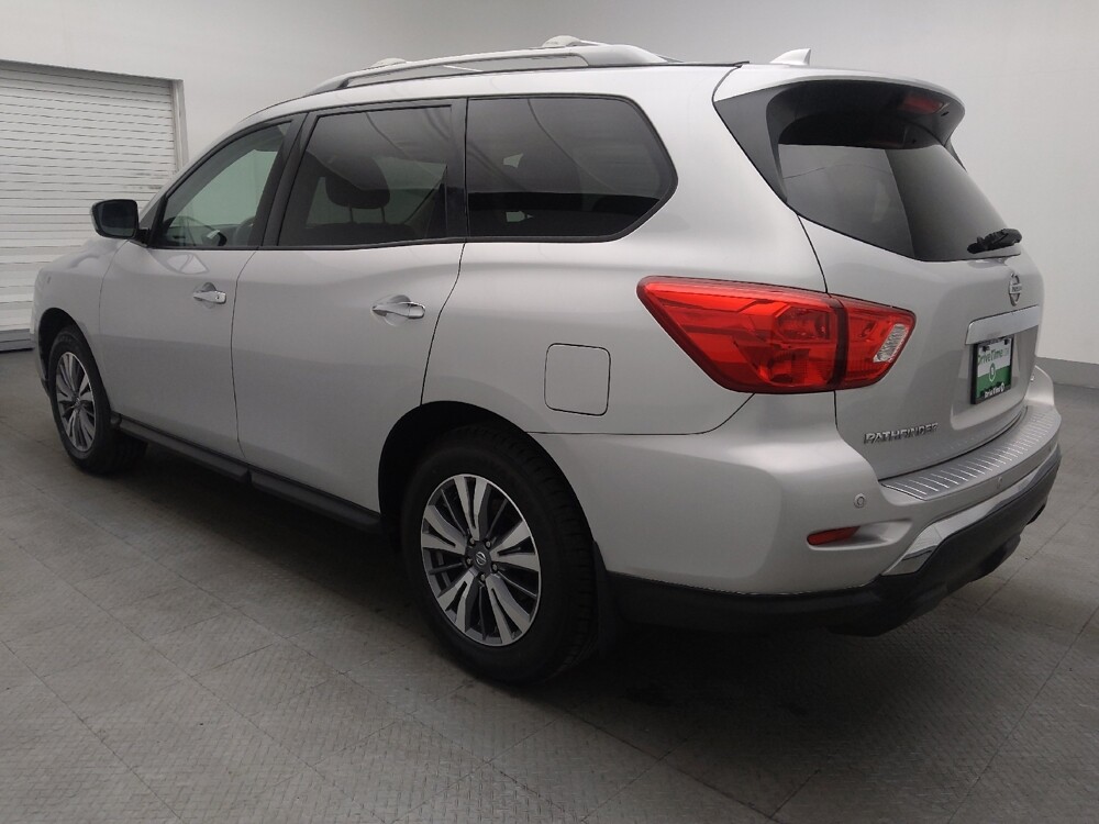 2020 Nissan Pathfinder in Gainesville, FL 32609 - 18101635 5