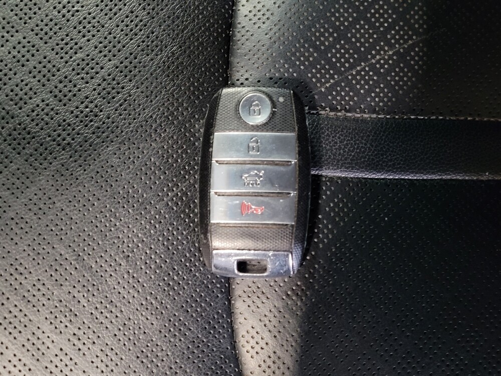 2018 Kia Optima in Orlando, FL 32808 - 18101639 32