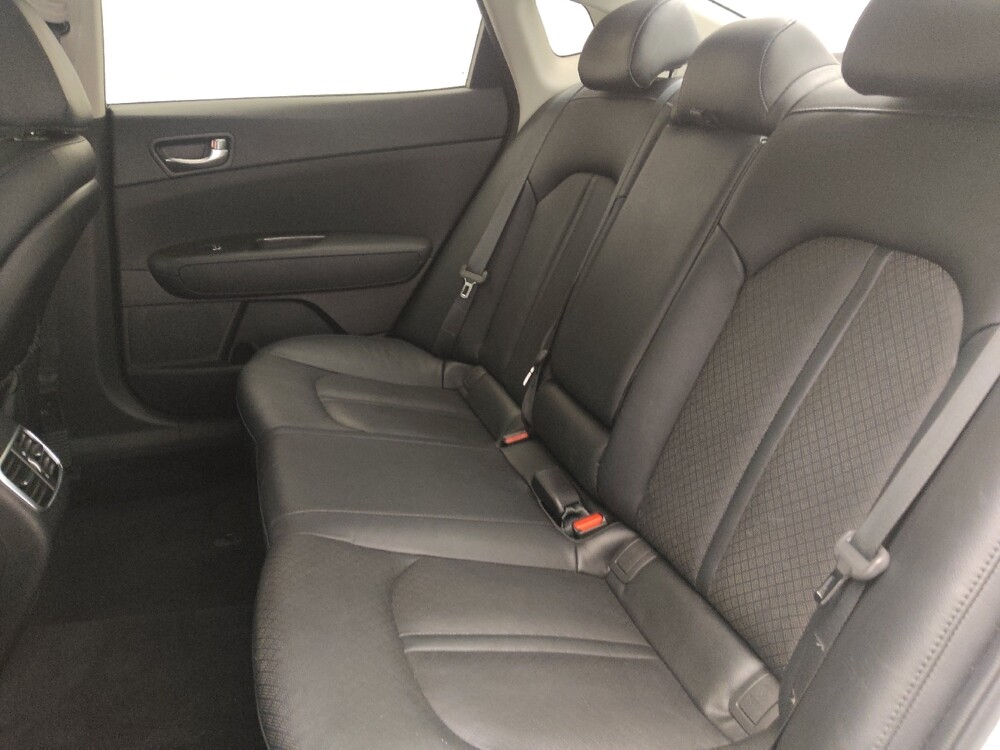 2018 Kia Optima in Orlando, FL 32808 - 18101639 18