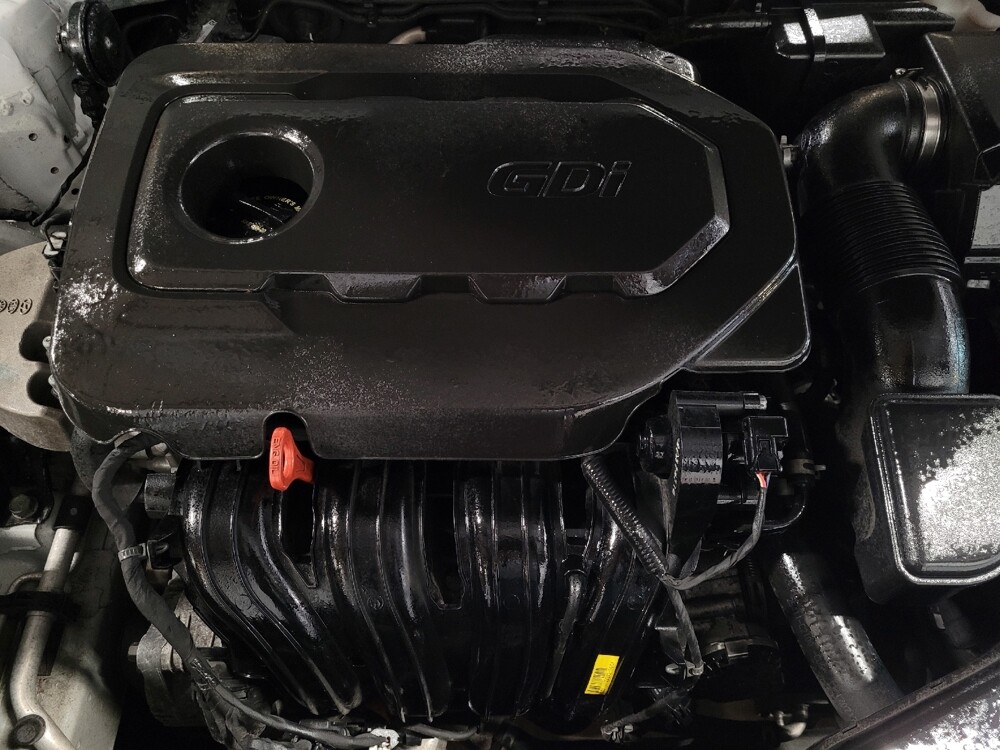 2018 Kia Optima in Orlando, FL 32808 - 18101639 30