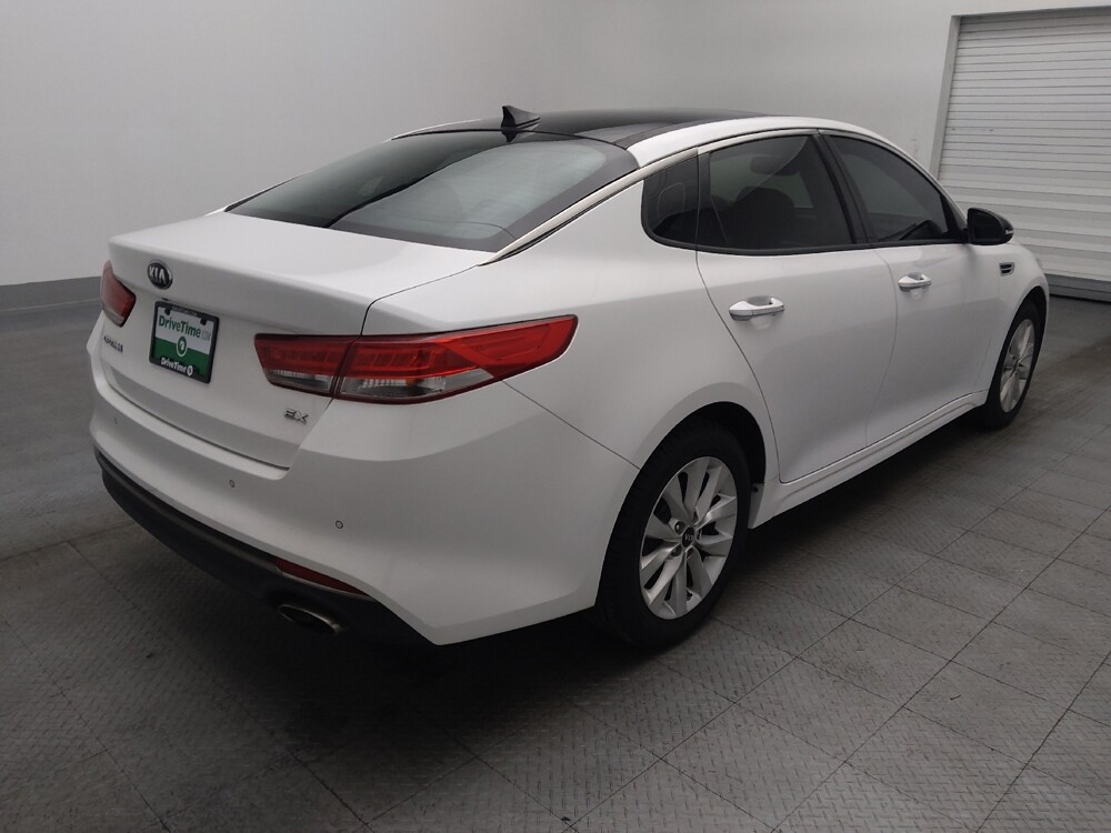 2018 Kia Optima in Orlando, FL 32808 - 18101639 9