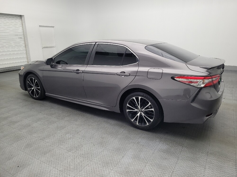 2018 Toyota Camry in Sanford, FL 32773 - 18101641 3