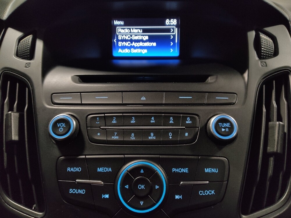 2016 Ford Focus in West Palm Beach, FL 33409 - 18101647 25