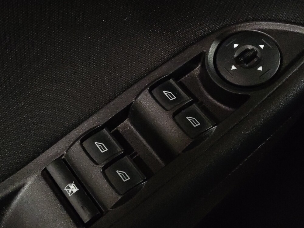 2016 Ford Focus in West Palm Beach, FL 33409 - 18101647 27