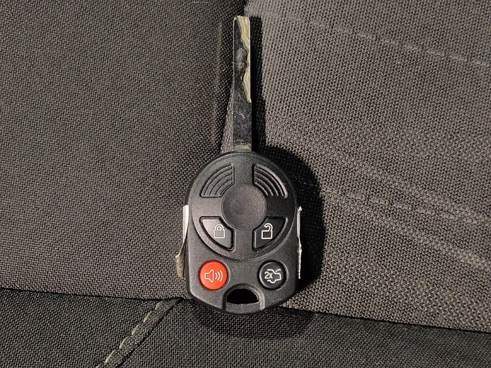 2016 Ford Focus in West Palm Beach, FL 33409 - 18101647 32