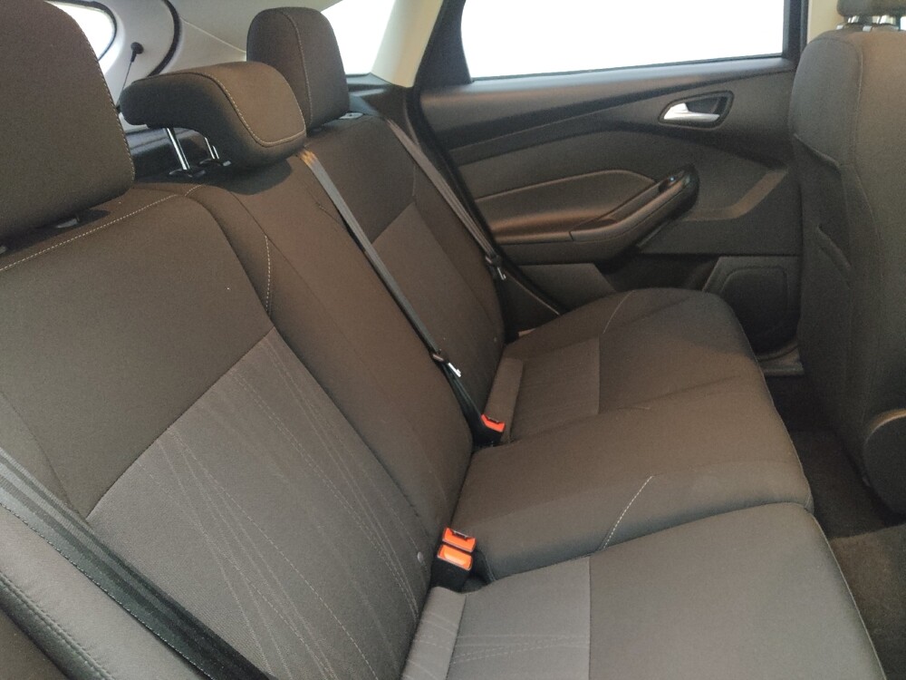 2016 Ford Focus in West Palm Beach, FL 33409 - 18101647 19