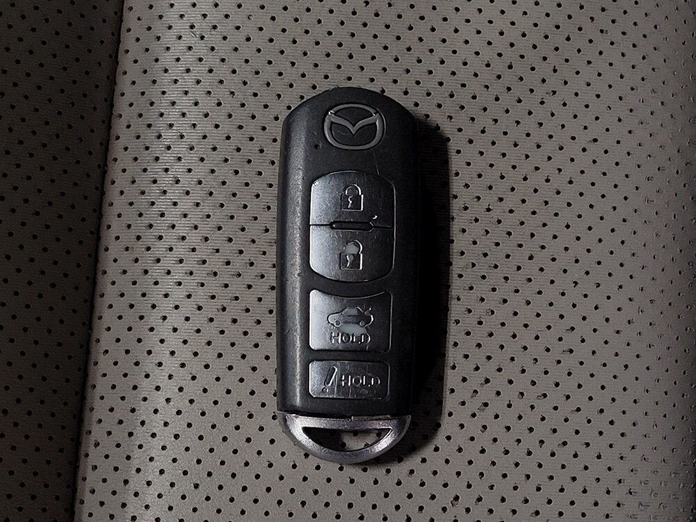 2017 Mazda MAZDA6 in Savannah, GA 31419 - 18101648 32