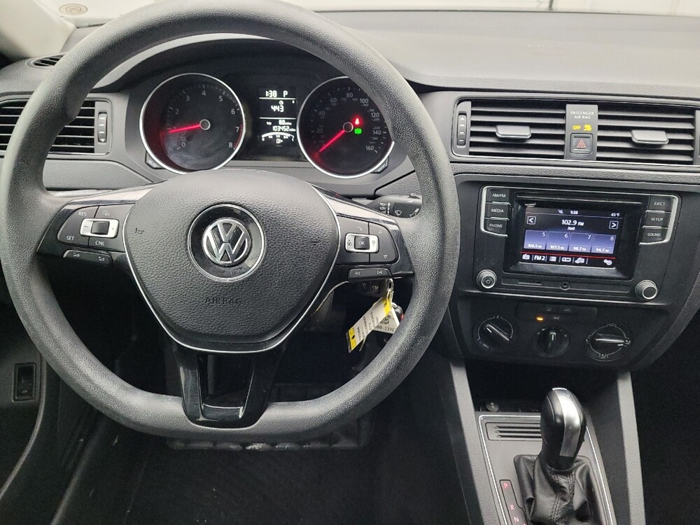2016 Volkswagen Jetta in Raleigh, NC 27604 - 18101656 22