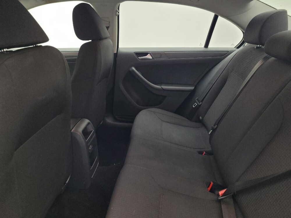 2016 Volkswagen Jetta in Raleigh, NC 27604 - 18101656 18