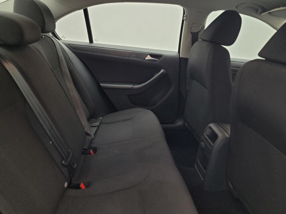 2016 Volkswagen Jetta in Raleigh, NC 27604 - 18101656 19