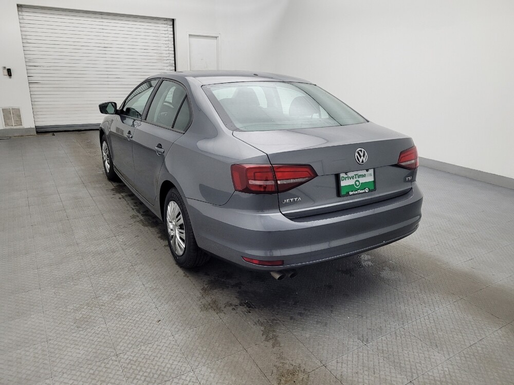 2016 Volkswagen Jetta in Raleigh, NC 27604 - 18101656 5