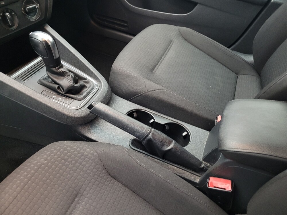 2016 Volkswagen Jetta in Raleigh, NC 27604 - 18101656 26