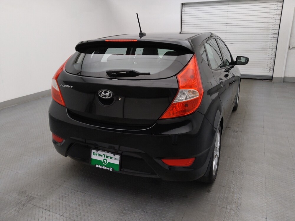 2014 Hyundai Accent in Greensboro, NC 27407 - 18101659 7