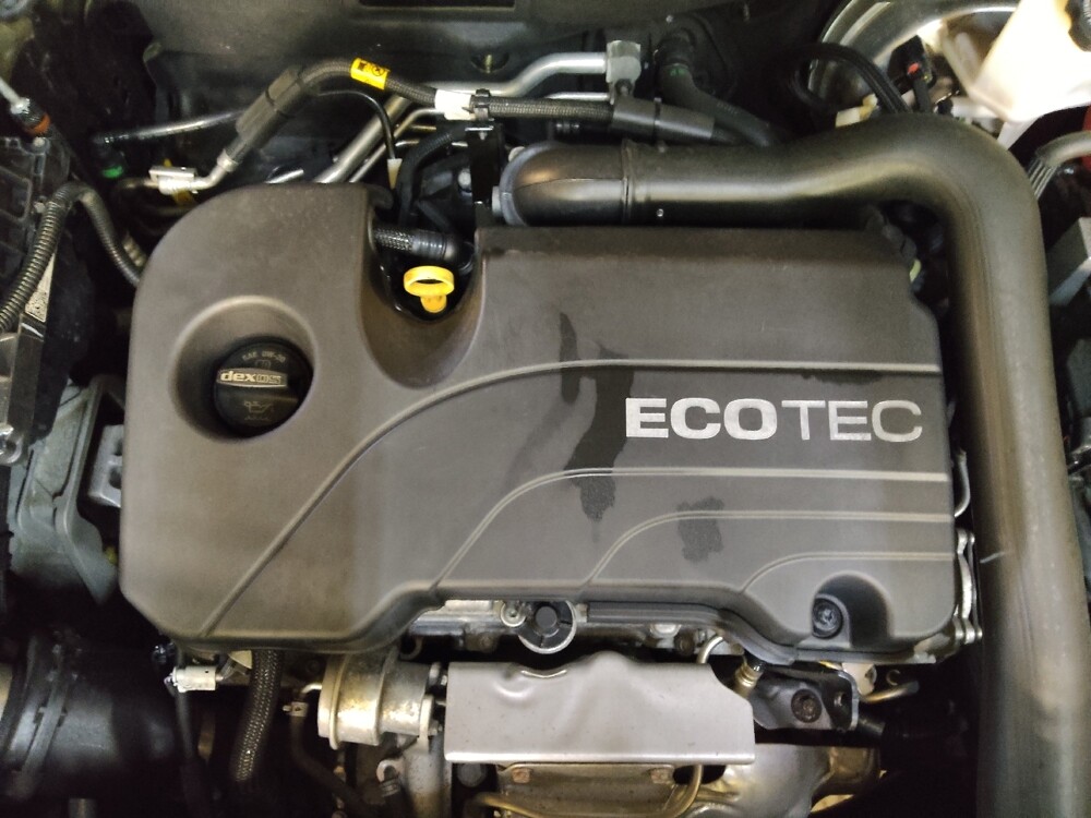 2021 Chevrolet Equinox in Greenville, SC 29607 - 18101663 30