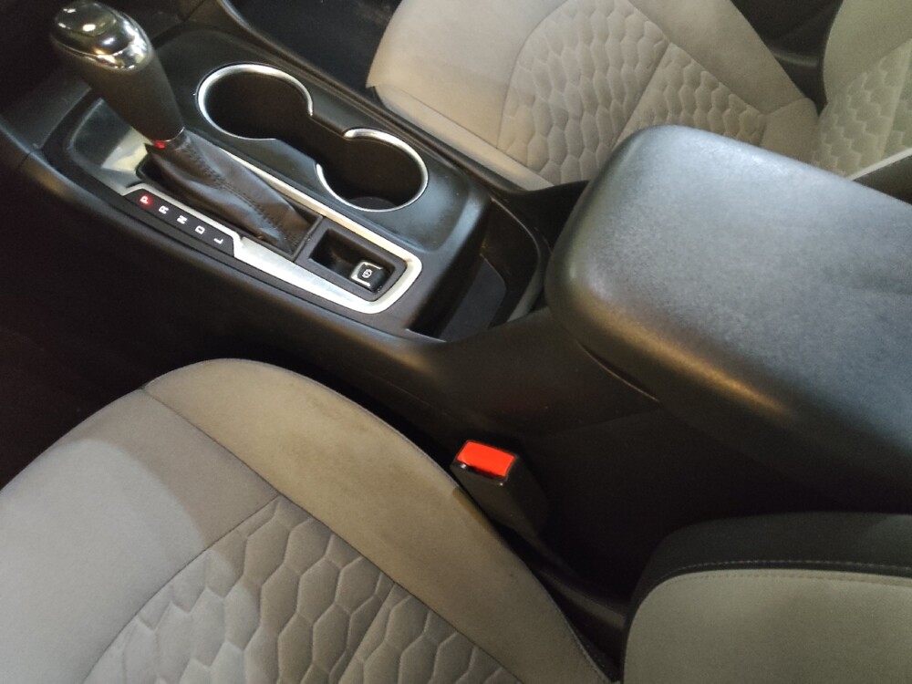 2021 Chevrolet Equinox in Greenville, SC 29607 - 18101663 26