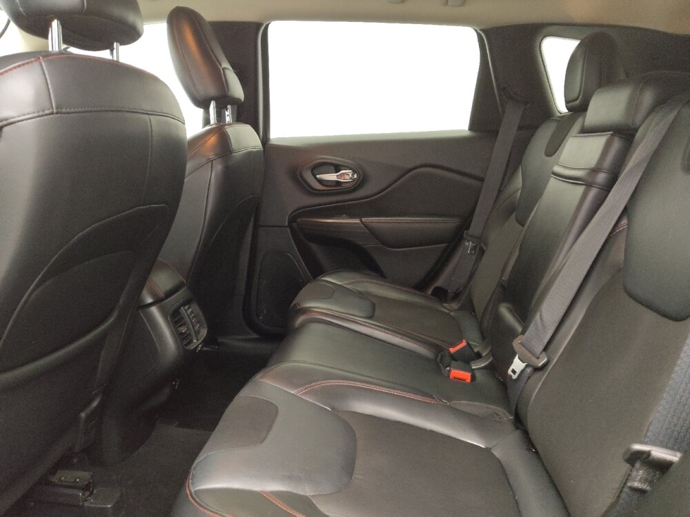 2015 Jeep Cherokee in Lakewood, CO 80215 - 18101666 18