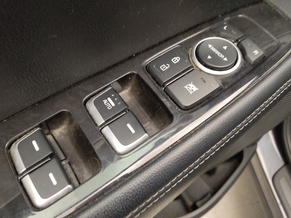 2017 Kia Sorento in Colorado Springs, CO 80909 - 18101670 27