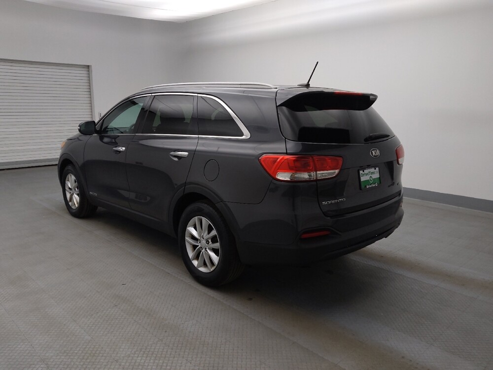 2017 Kia Sorento in Colorado Springs, CO 80909 - 18101670 5