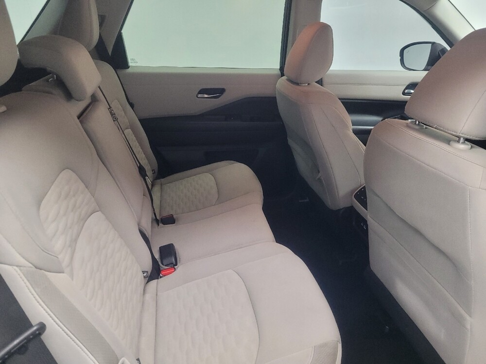 2022 Nissan Pathfinder in Huntsville, AL 35816 - 18101675 19