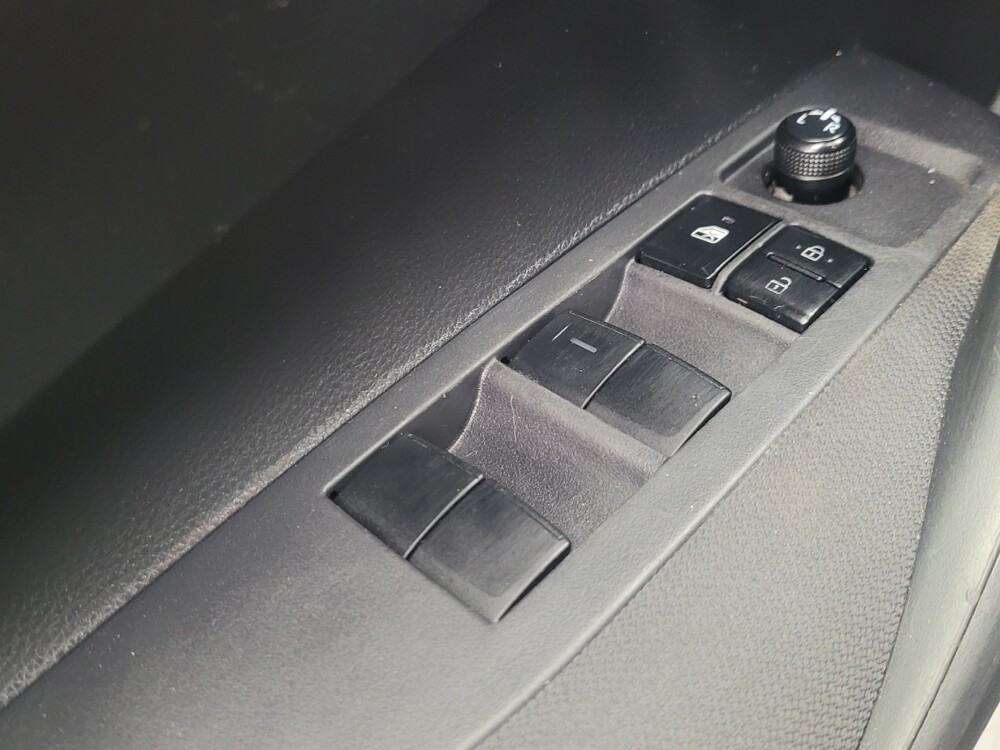 2021 Toyota Corolla in Huntsville, AL 35816 - 18101679 27