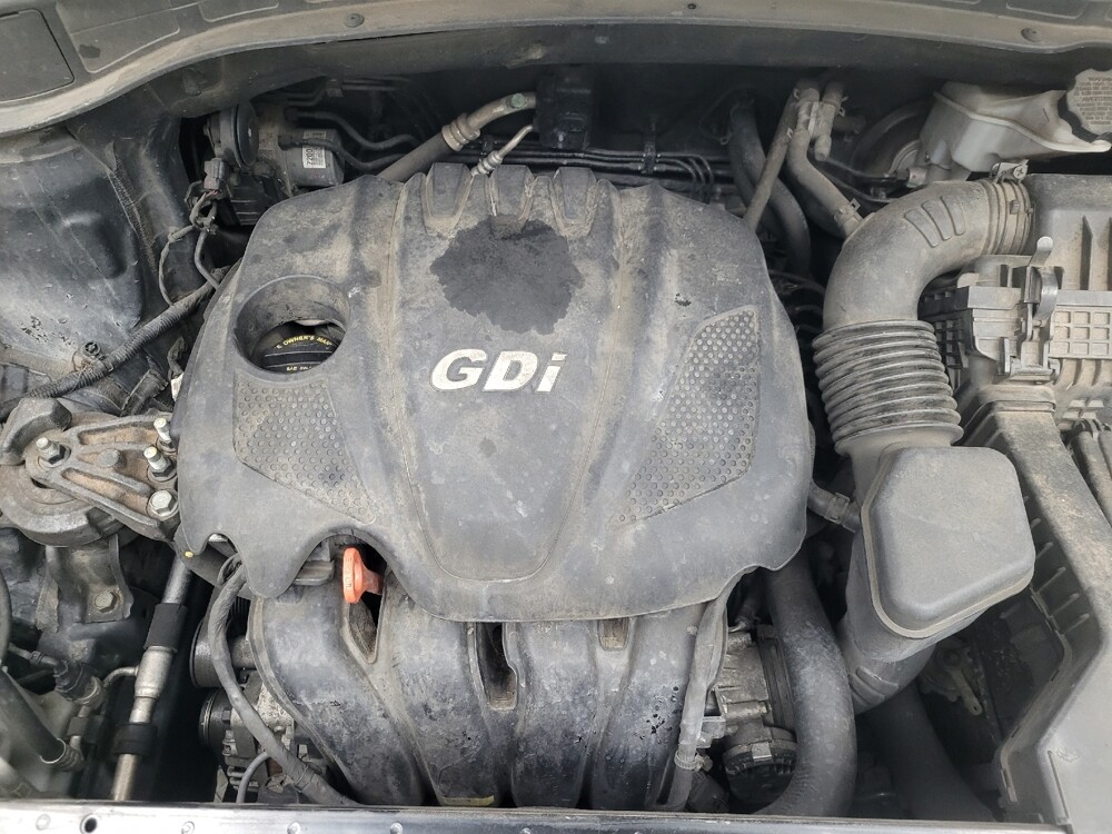 2016 Hyundai Santa Fe in Memphis, TN 38128 - 18101680 30