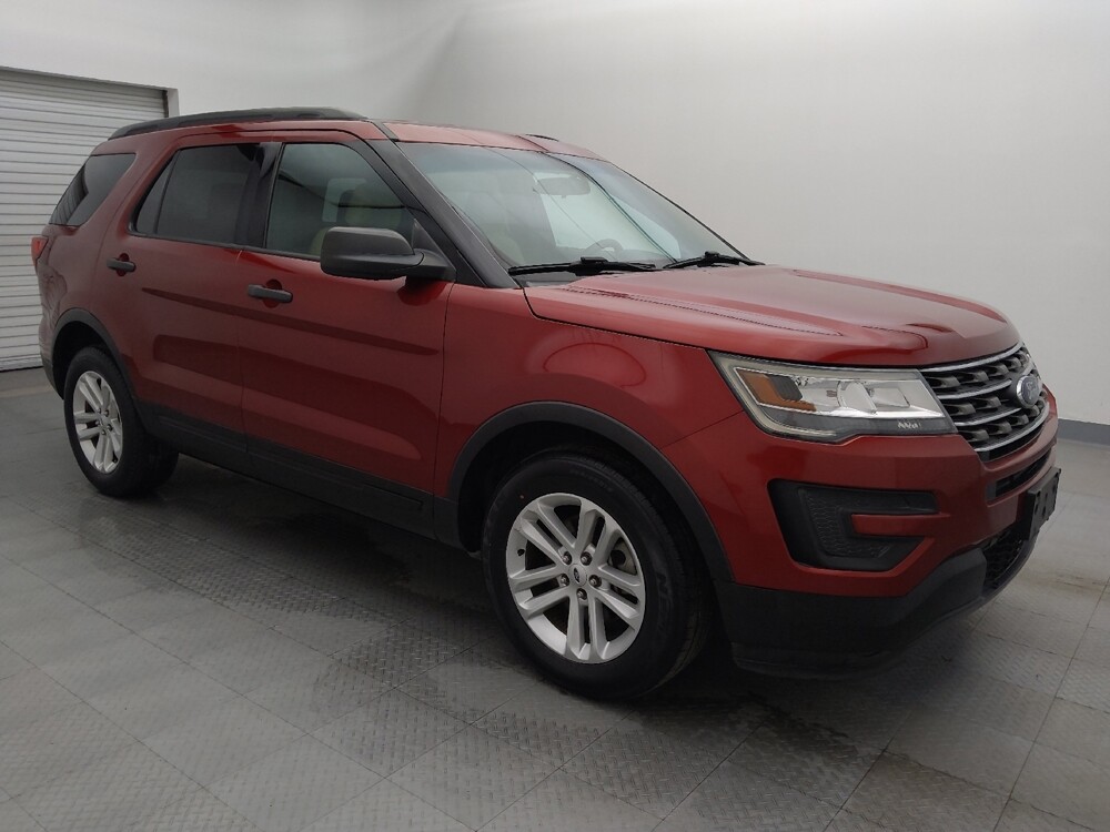 2017 Ford Explorer in Houston, TX 77034 - 18101686 11