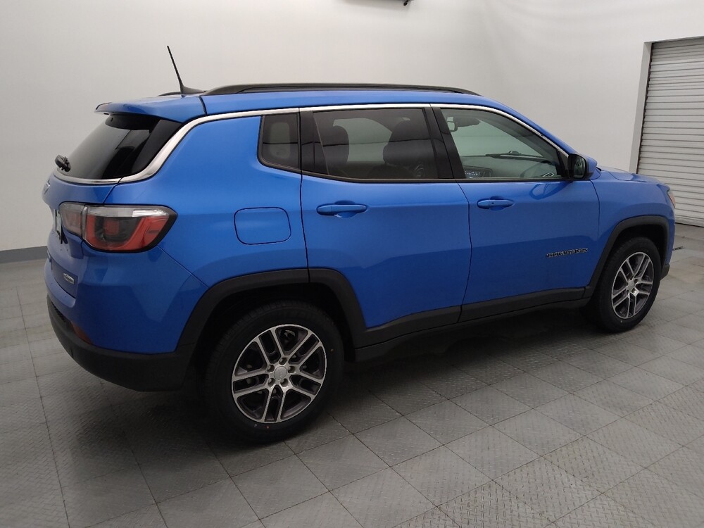 2018 Jeep Compass in Houston, TX 77074 - 18101694 10