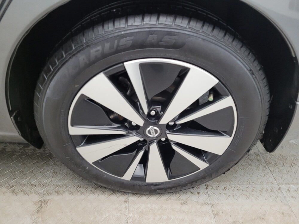 2021 Nissan Altima in Miamisburg, OH 45342 - 18101711 31