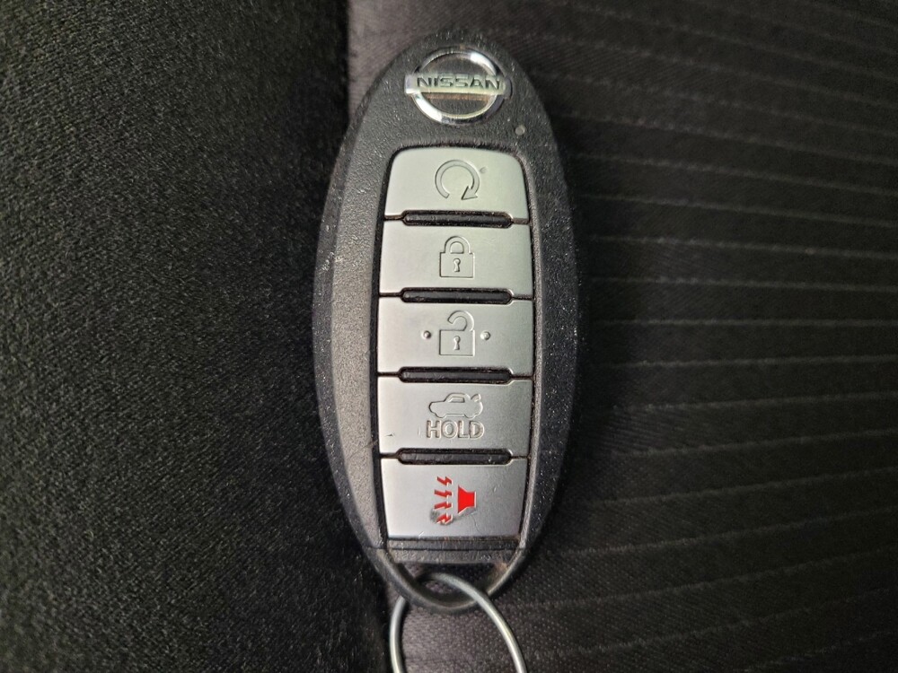 2021 Nissan Altima in Miamisburg, OH 45342 - 18101711 32