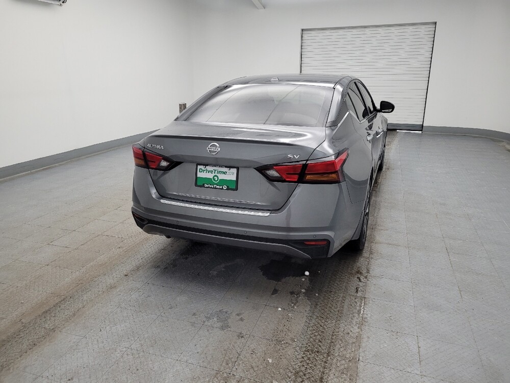 2021 Nissan Altima in Miamisburg, OH 45342 - 18101711 7