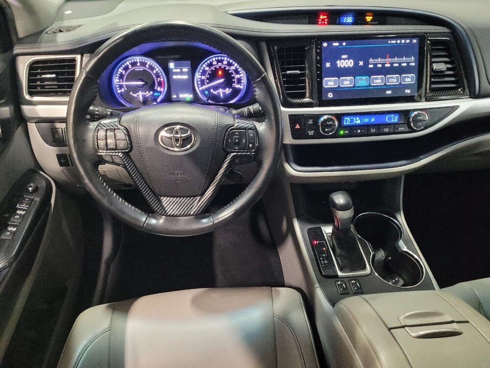 2019 Toyota Highlander in Allentown, PA 18103 - 18101715 22