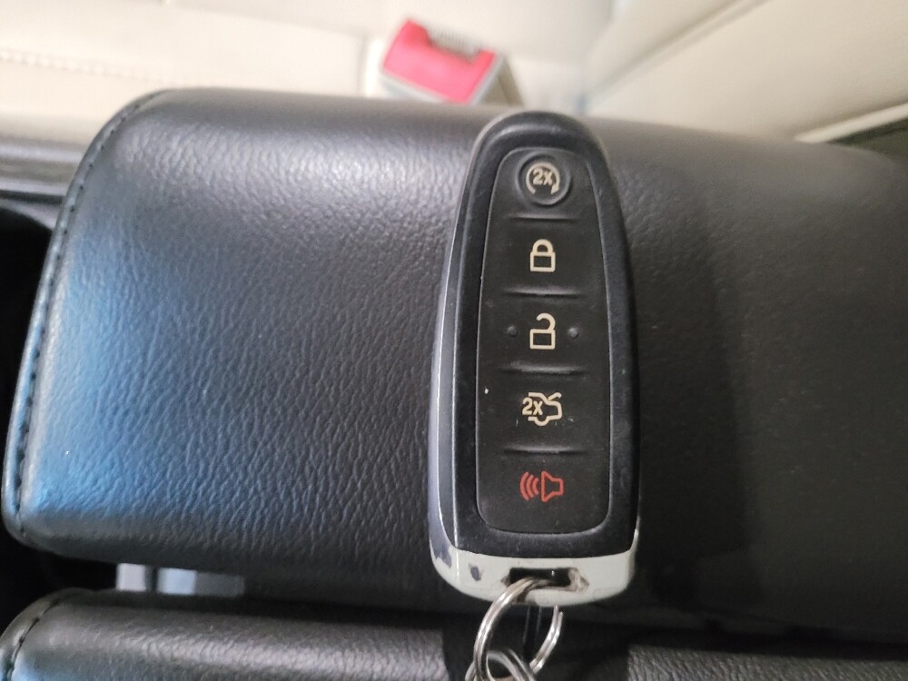 2015 Lincoln MKS in Laurel, MD 20724 - 18101720 32