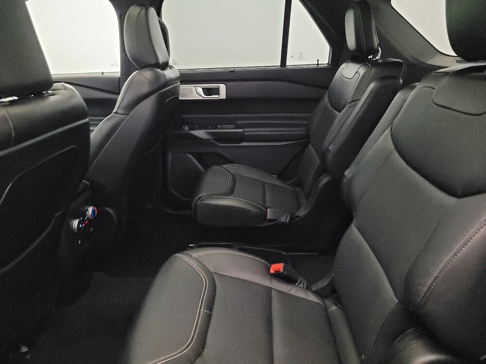 2020 Ford Explorer in Allentown, PA 18103 - 18101726 18