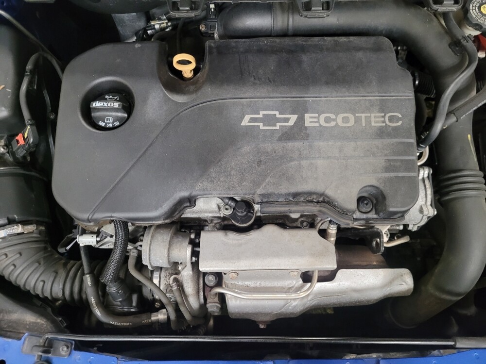 2016 Chevrolet Cruze in Glen Burnie, MD 21061 - 18101735 30