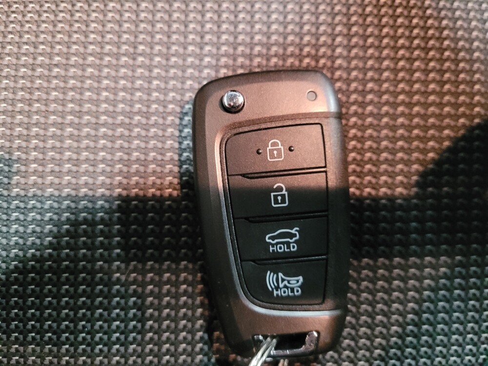 2018 Hyundai Accent in Chesapeake, VA 23320 - 18101742 32