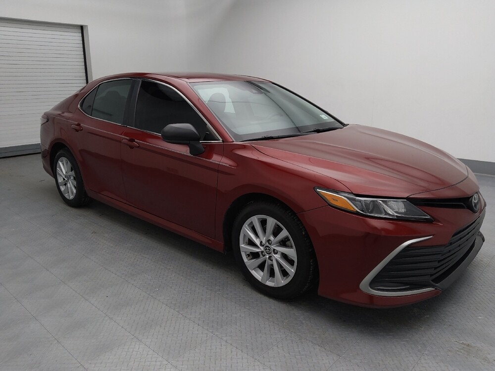 2021 Toyota Camry in St. Louis, MO 63136 - 18101745 11