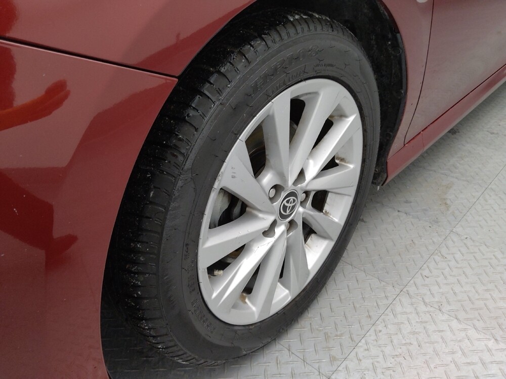 2021 Toyota Camry in St. Louis, MO 63136 - 18101745 31